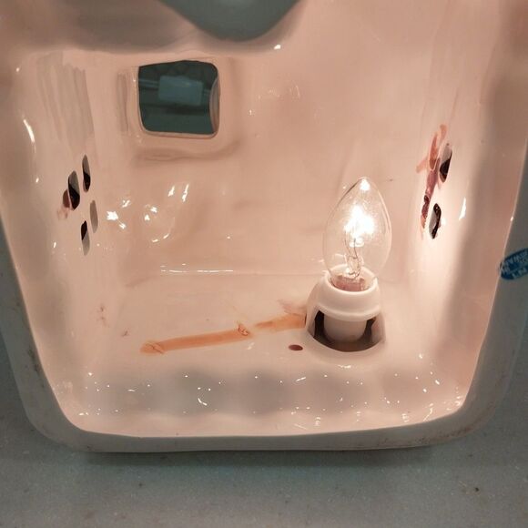 Vintage 80's Christmas Around The World Lighted Snowhouse House Of Lloyd Decor - Picture 12 of 16